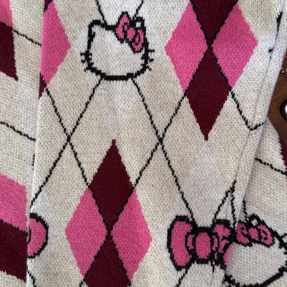Hello kitty cardigan - Picture 3 of 6